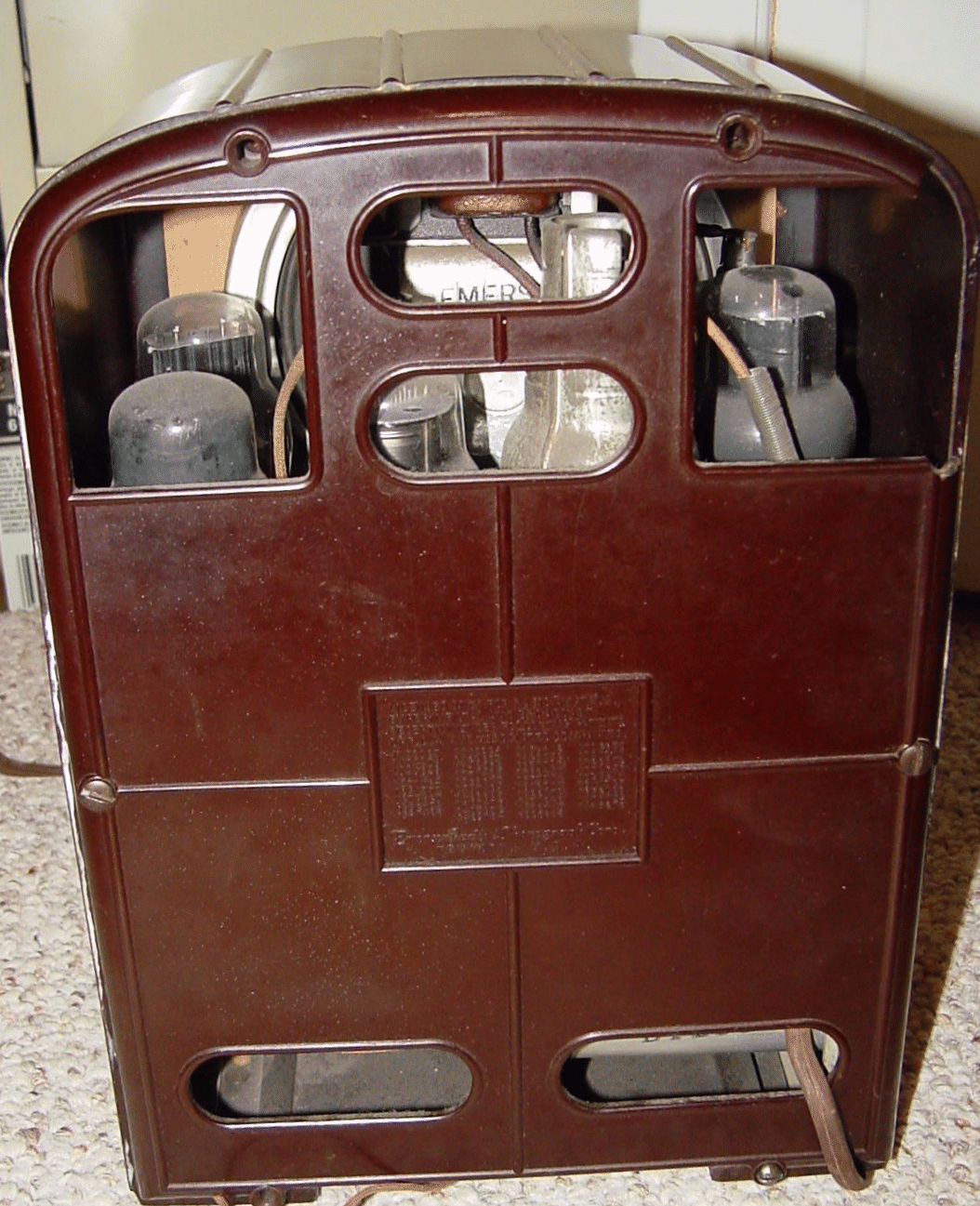 Emerson BY-233 Rear View