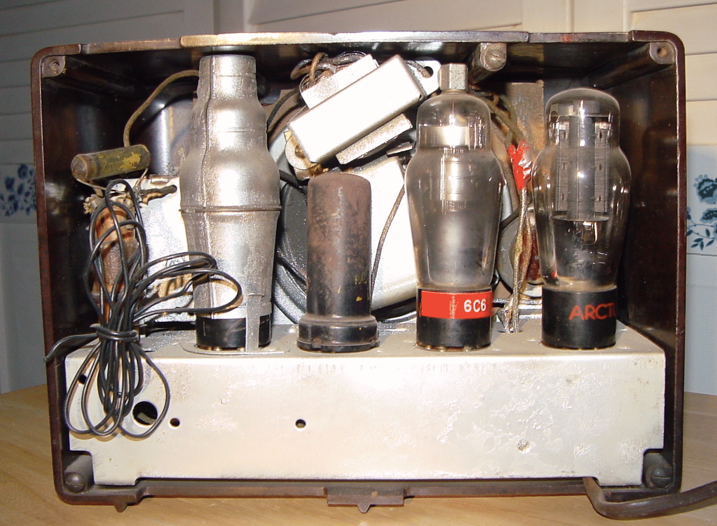 Emerson BA-199 rear view