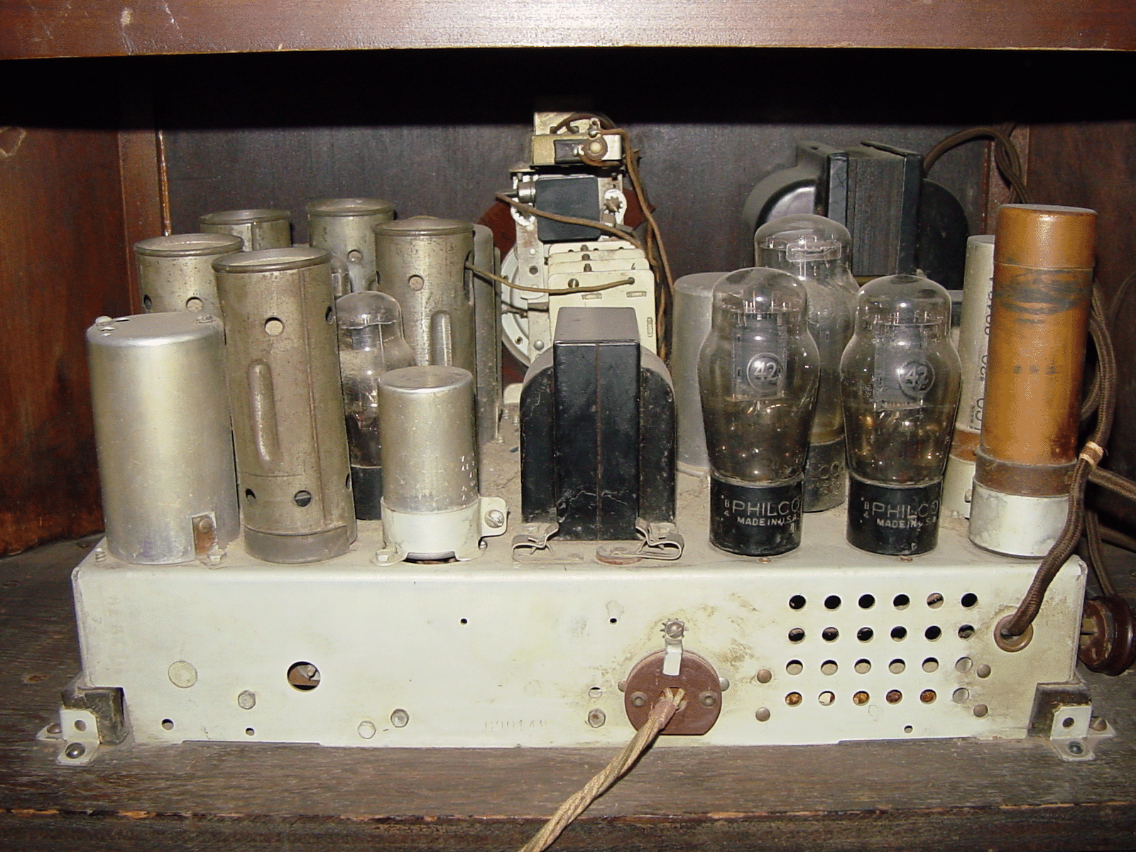 Philco 201X Chassis View