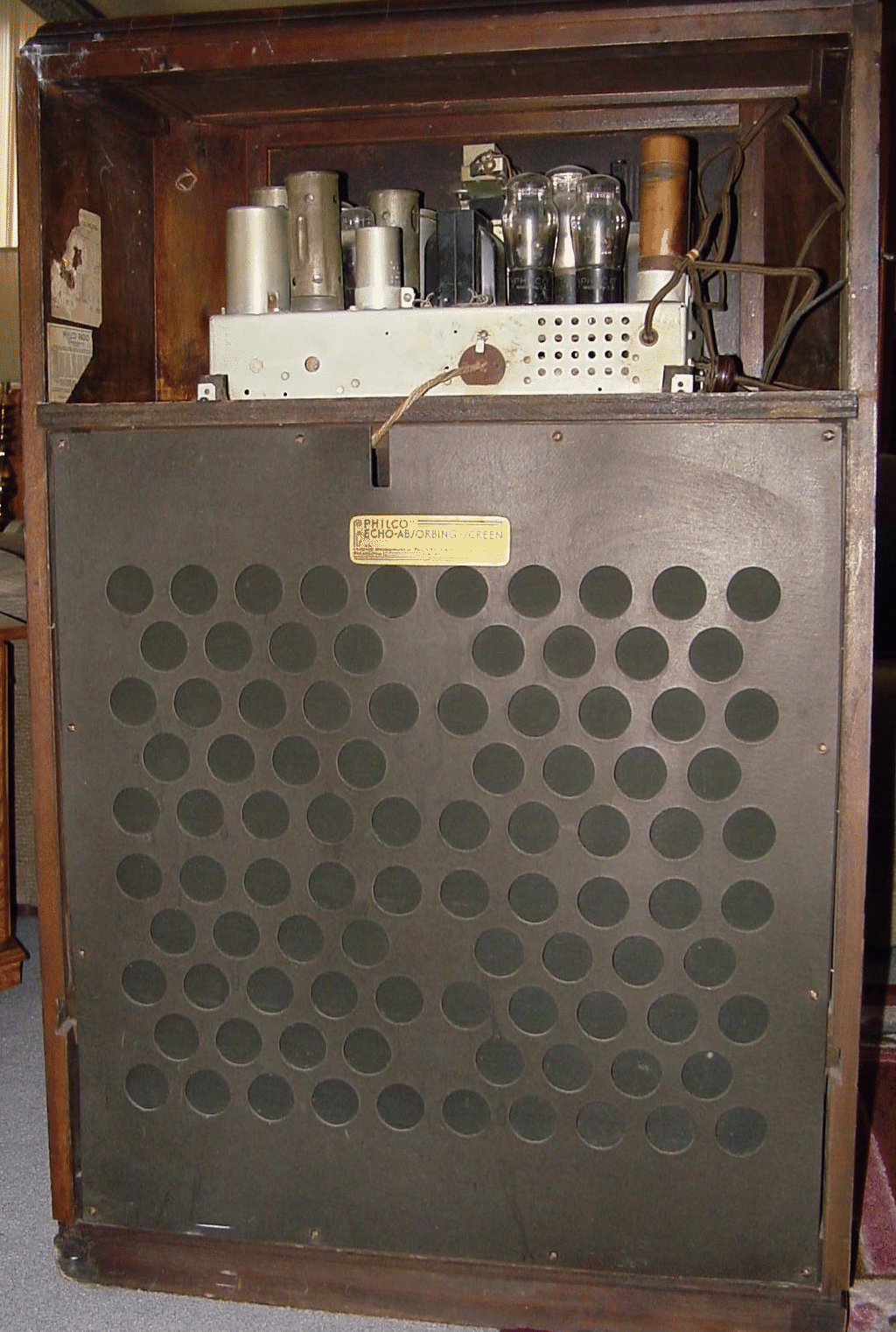 Rear view, showing acoustic screen