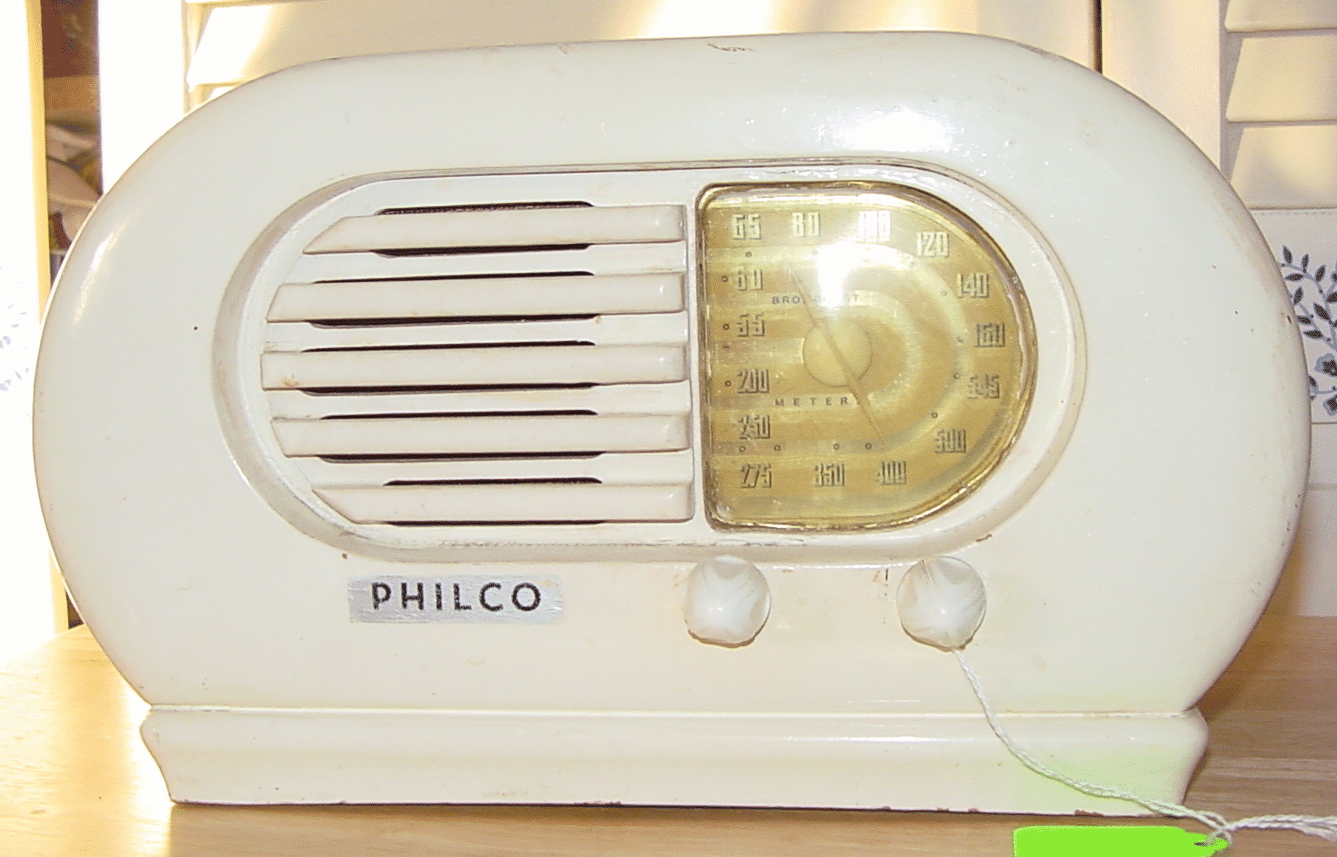 Philco 42-KR3 Fridge-Top Radio, 1942