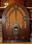 GE J-72 (J72) Cathedral Radio (1932)
