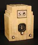 Air King Model 66 'Skyscraper' Radio in mother of pearl (1935)