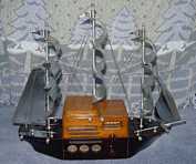 Majestic 1S49 Novelty Ship Radio (1940)