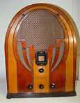 Philco 60B Cathedral Radio, third version, late (1935)