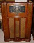 Zenith 10-S-669 (10S669) Console Radio (1942)