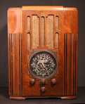 Zenith 9-s-30 (9S30) Tombstone Radio (1936)