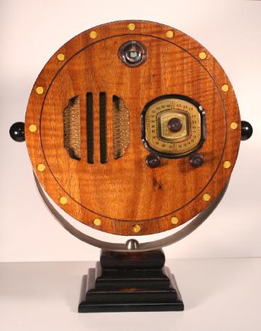 G & F Searchlight Radio (1937/38)