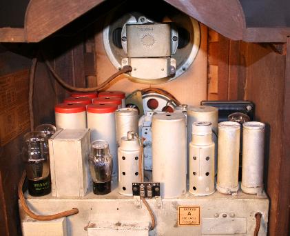 RCA Model 143 Tube Radio Rear View