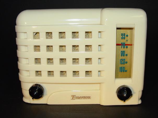 Emerson 540A (ivory plaskon)