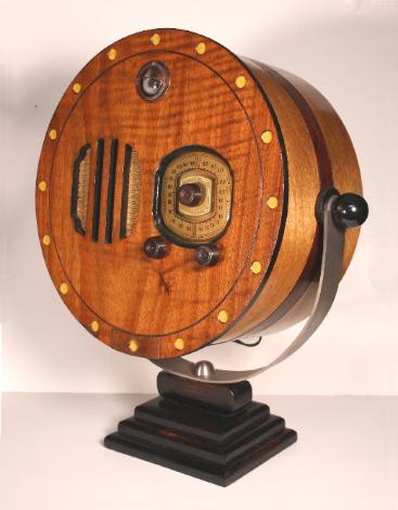 G & F Searchlight Radio (1937/38)