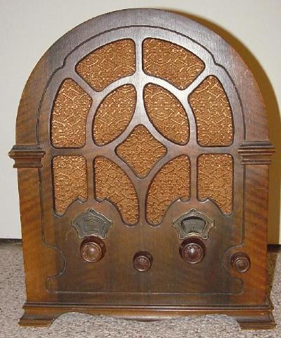 GE K-52 Cathedral Radio (1933)