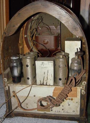 GE J-80 Cathedral Radio Rear View (1932)
