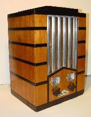 Majestic 59 Tube Radio left side view