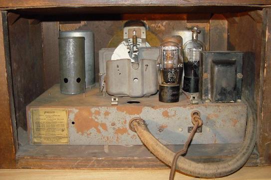 Philco Model 4 Shortwave Converter, rear view