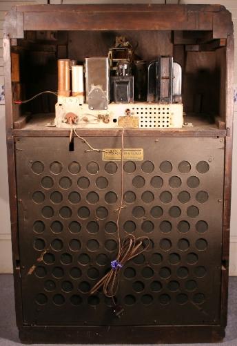 Philco 16X (June '34) rear view