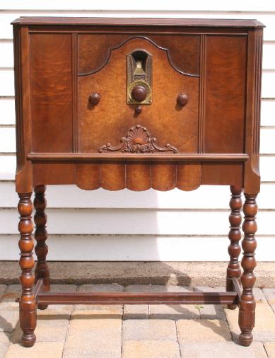Philco Model 76 Console (1929)