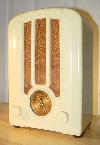 Emerson 108 in ivory plaskon mini-tombstone radio (1936)